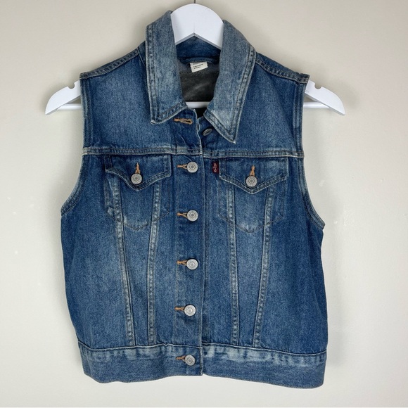 LEVI’S Women’s Denim Trucker Vest size Small - Picture 1 of 8